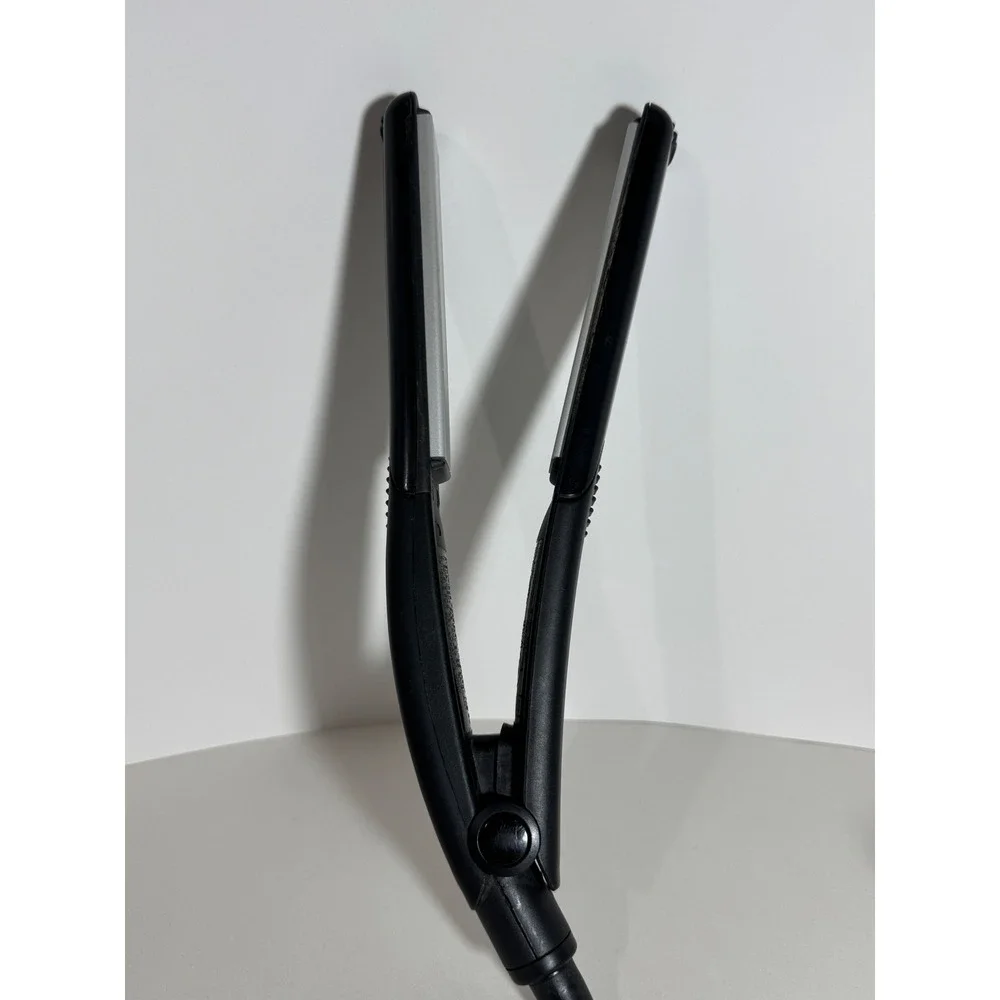 Remington Wet 2 Straight S-7901 Flat Iron Hair Straightener Black FOR REPAIR